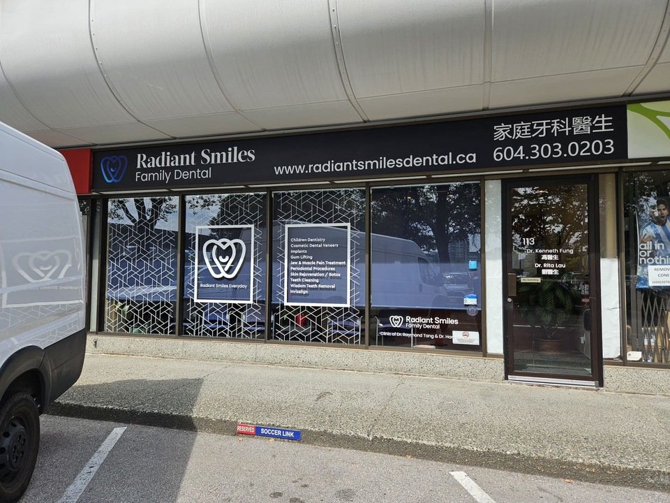 vinyl-cut-lettering-windows