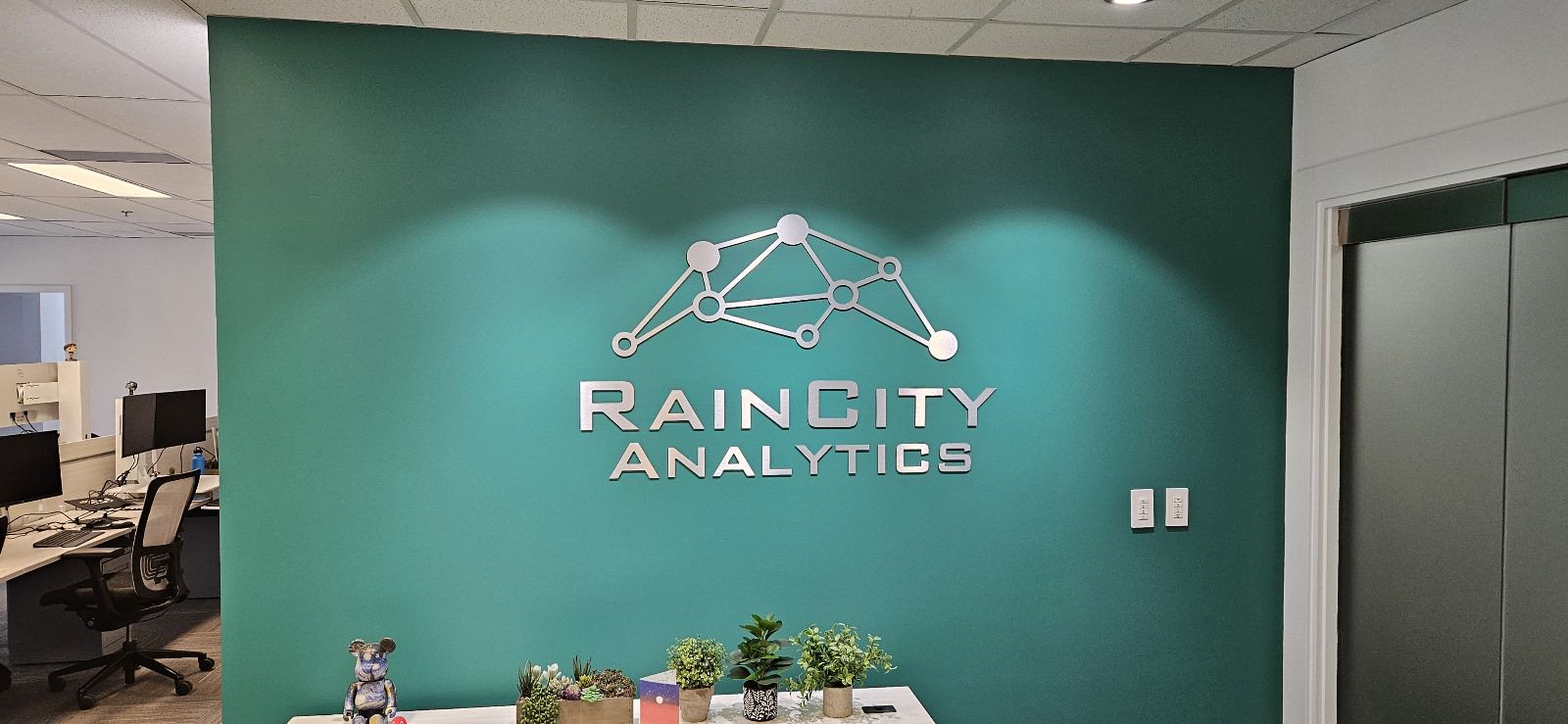 Eye-Catching Reception and Office Signs for Your Workplace